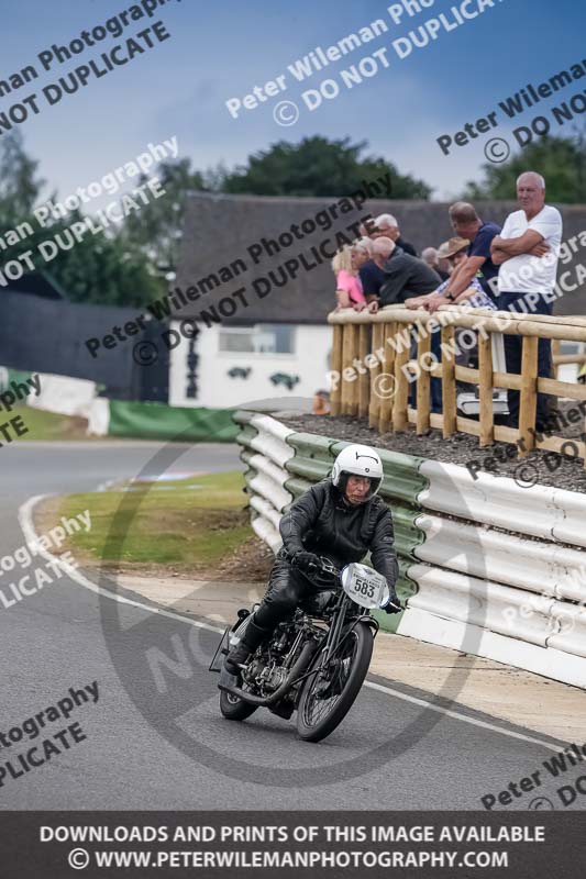 Vintage motorcycle club;eventdigitalimages;mallory park;mallory park trackday photographs;no limits trackdays;peter wileman photography;trackday digital images;trackday photos;vmcc festival 1000 bikes photographs